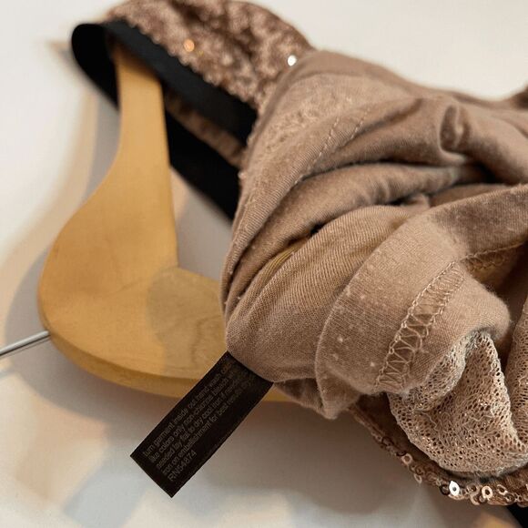 The Limited Champagne Sequin Holiday NYE Skirt Size M - Picture 8 of 8